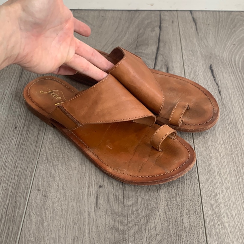Free People Brown Sandal slides